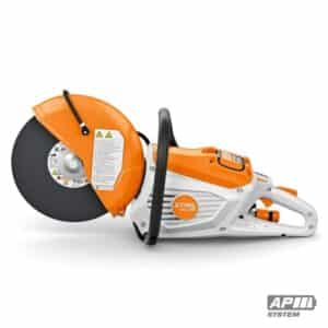 La découpeuse à batterie TSA 300 STIHL est aussi puissante qu'une thermique