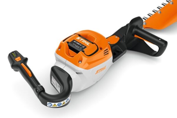 taille-haie-batterie-hsa150