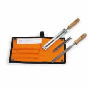 Kit d'affûtage avec porte lime ronde et plate, gabarit d'affûtage et pochette de rangement