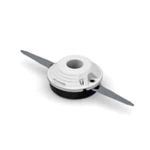 Tête faucheuse avec 2 couteaux en plastique. Idéal pour couper le gazon de hauteur moyenne dans le jardin