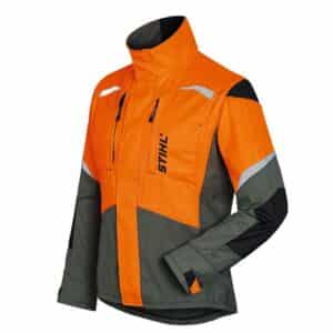 La veste FUNCTION Ergo STIHL est fabriquée en matériau résistant pour une longue durée de vie. Matière robuste et renforcée contre les épines pour une meilleure durabilité et une protection contre l’humidité et les salissures.