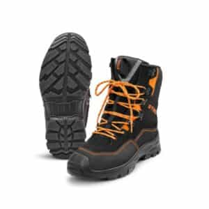 Les bottes anti-coupures STIHL FUNCTION Active sont idéales pour une utilisation privée et professionnelle.