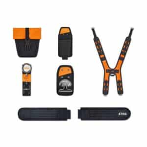 Spécialement conçu pour les travaux d’entretien forestier, le Kit Forêt ADVANCE X-FLEX Pro comprend : un harnais ADVANCE X-FLEX, un support ventral ADVANCE X-FLEX, une pochette Universal ADVANCE X-FLEX, un étui pour coins ADVANCE X-FLEX, un étui porte-craie ADVANCE X-FLEX et le porte-outil ADVANCE X-FLEX